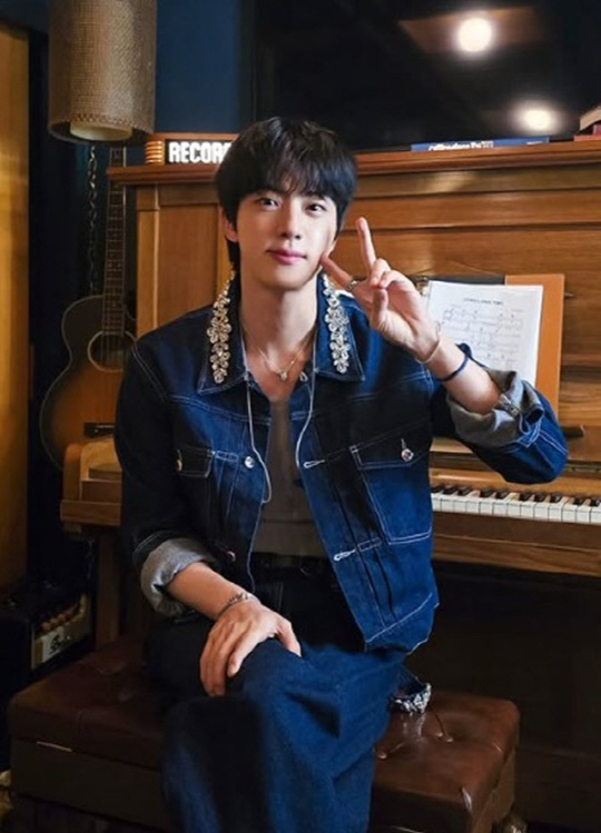 BTS 진.<진 SNS 캡처>